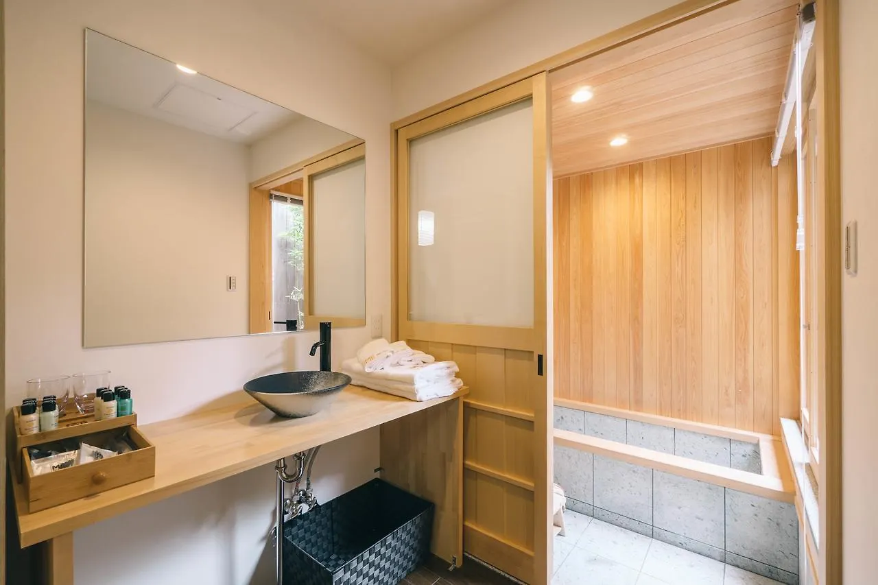 Miro Kujo Kawaramachi Tei Villa Kyoto Japan